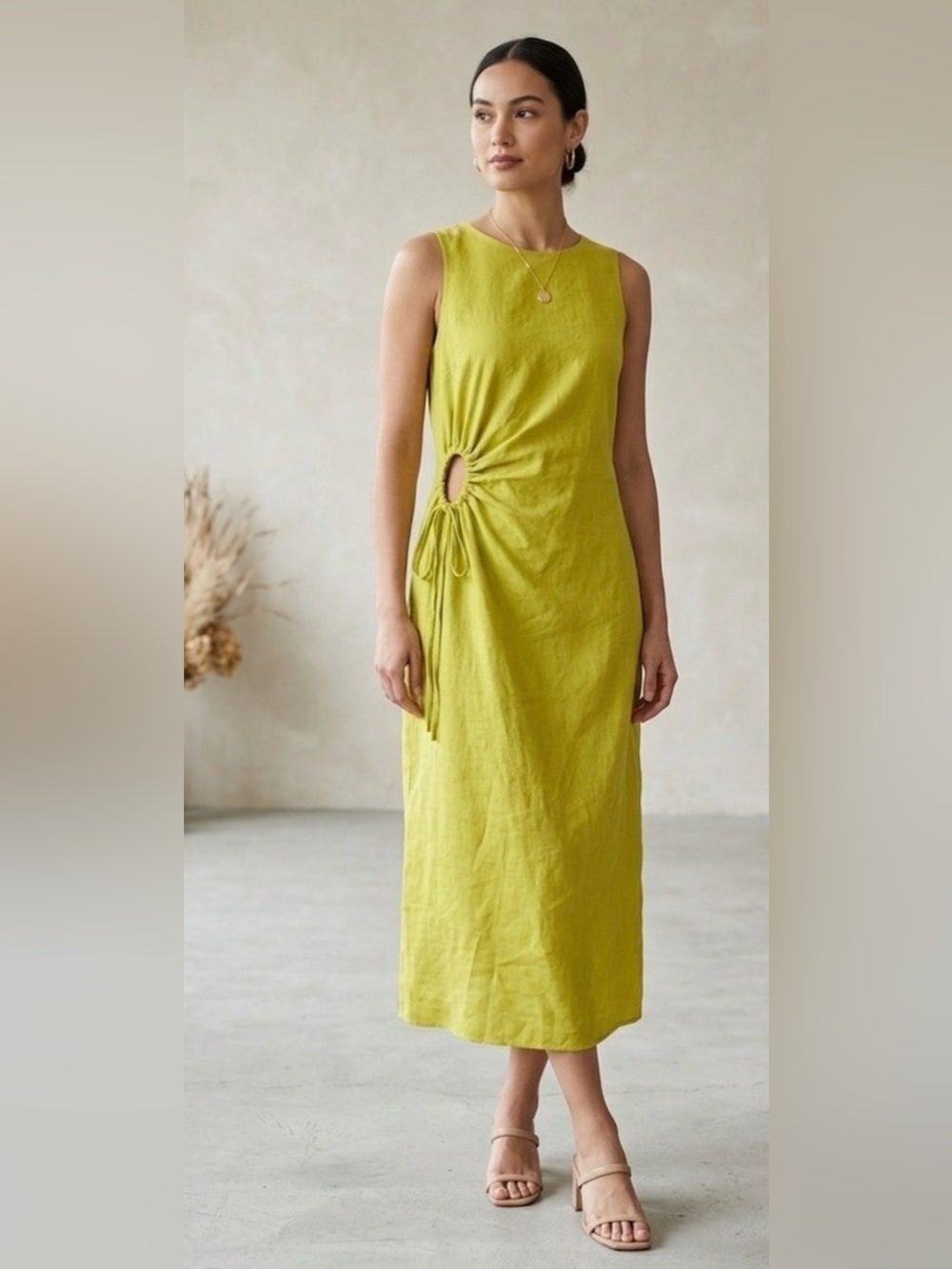 MAGASCHONI 100% Linen Ruched Side Cut-Out